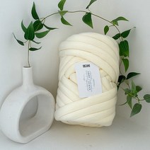 디클레어 벨벳 자이언트얀 핑거니팅 루피 망고 뜨개실 1kg, 크림, 1개