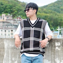 삼선 체크 오버핏 브이넥 니트 조끼
