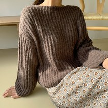 엔비룩 여성용 입술넥 니트탑