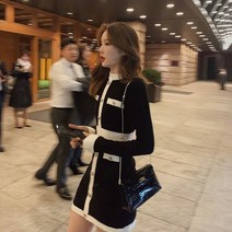 여성복 봄가을 미니 니트 긴팔 라운드 단추를 원피스