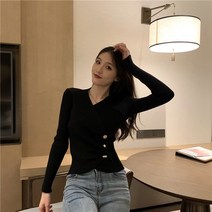 소장각 여신 무드 랩 버튼 골지 니트 슬림핏 917008