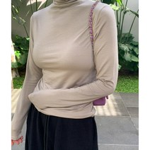 대복 여성 간철기 반목폴라 니트 티셔츠