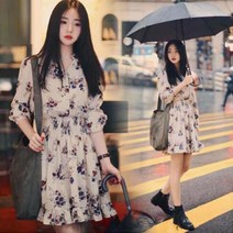 [P1N] 여성스러운 꽃무늬 패턴 데이트룩 미니 원피스 / 여름원피스 여성치마 나시원피스 청치마 브이넥원피스 여자원피스 ( P1N / 559988EA )