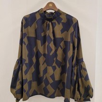 엠벨라 울산점 22 가을신상 뽕소매 패턴 박스핏 간절기 여성 블라우스 57%세일