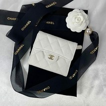 샤넬(명품잡화) 명품샤넬 클래식 반지갑 화이트 샴페인 골드 캐비어 AP0231 1418892 26682423