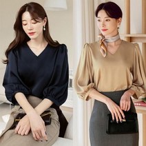 시크라인 브이넥 벌룬소매 새틴 텍스쳐 블라우스