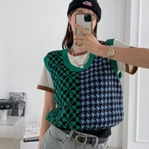 유니크 하프 패턴 니트 베스트