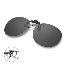 [까르벵슈에뜨얼굴큰남자뿔테대두선글라스] 눈썹보다 가벼운 12g 스포츠 변색 선글라스, 블랙