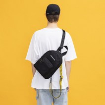 2차 재입고 언더크로스 [UNDERCROSS] 조이 슬링백 블랙 미니백팩