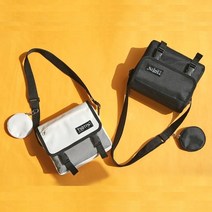 남녀공용 스트릿 미니 크로스백 20대 여행용 보조가방