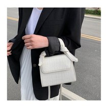 뱀피무늬 미니백 여성핸드백 30대여성 직장인 하객