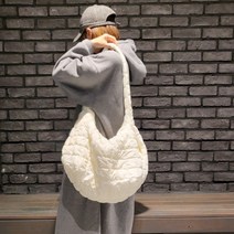 루체엠 보부상가방 제니 구름백 오버사이즈 퀼팅백