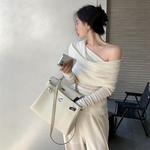 세미 크롭 한선화 부클 지컷 브이넥 하객룩 옷 언발 오프숄더 어깨트임 니트 조이 최서은 가을