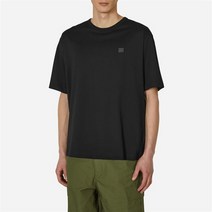 국내배송 23SS 아크네 CL0206 / 페이스 로고 패치 반팔 티셔츠