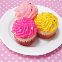 강아지생일선물 촬영소품 컵케이크 삑삑이 3개 놀이감