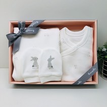 40%SALE 아가방 토토3종세트 귀여운 배내바디수트+아가손싸개+신샌아속싸보가 한세트입니다~ # 신생아선물 # 임신 출산선물