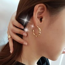 코코샵 빈티지 꼬임링 귀걸이 연예인 박민영 티탄침