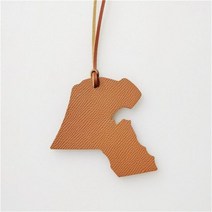 2023년신상 도매 DIY 만든 패션 정품 천연 진짜 가죽 쿠웨이트 맵 키 체인 펜던트 여성 가방 매력