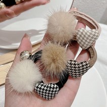 밍크퍼 방울과 하운드체크하트장식 핸드메이드 헤어로프 3컬러 팔찌머리끈 연예인헤어끈 폭스방울 아이유머리고무줄 제니헤어끈