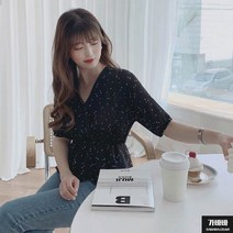 가바바 여성 블라우스 러블리함 뿜뿜 V넥 크로스 하트패턴 랩블라우스 G69234