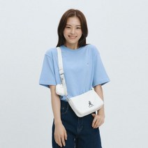 캉골(KANGOL) 데이 나일론 슬림 크로스백 3257 아이보리 429386