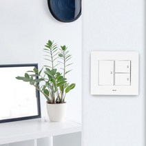 중3구 스위치 전기스위치커버 LINES 화이트