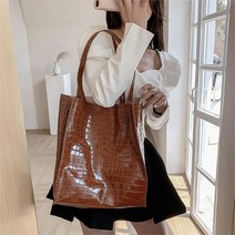 여자 파이톤 패턴 유광 빅사이즈 사각 숄더백 (8905577)