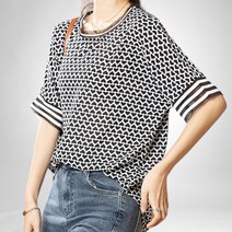 MOLIS 여성 빅사이즈 레이스 라운드넥 하트패턴 블라우스 셔츠
