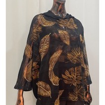 파올라 브라운 나뭇잎 나염 블라우스 AP221BL030