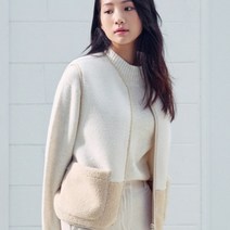 탑텐 22 FW 여성 다우니 모크넥 니트 아이보리 IV