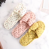 딸기 리본 발망치 쿠션 푹신한 층간소음 어린이집 교사 룸슈즈슬리퍼, 아이보리