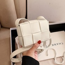 연이랜드 카세트 미니백 크로스백