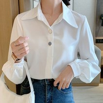 에스 ND 클래식한 디자인 단추 포인트 기본 블라우스 흰색 단정한 셔츠 카라