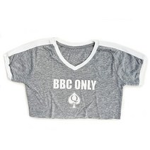 BBC Only 크롭 브이넥 링거 QoS 심볼 포함 레드-화이트., Grey-white