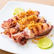 해물총각 통 손질오징어 간편한 냉동 오징어 3마리