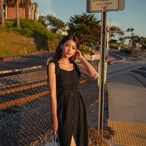 피나콜라다 블랙스완 맥시 드레스