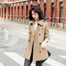 여성 숏 트렌치 코트 올해 유행하는 하이엔드 윈드 브레이커 유명 숏코트는 얇고 가늘