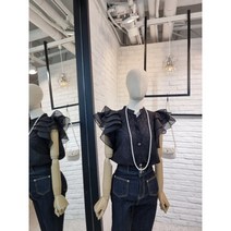 [반다리] 프릴 소매 펀칭자수 블라우스