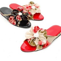 업타운걸스 현대 왕꽃 2.5 cm 에나멜 슬리퍼 여성 샌들 뮬 여자