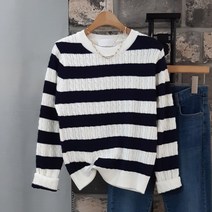 상상그이상 여성용 국내제작 단가라 꽈배기 라운드넥 니트 고급원단 촉감 좋은 스트라이프 슬림핏 니트 간절기 활용도높은 비비드 컬러 가성비 긴팔티