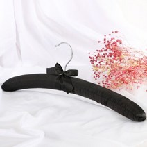 보송보송 새틴 원단 천 솜 내장 들어있는 커버 소재 쿠션 옷걸이 어깨뿔 방지 일자형 5p세트 블랙