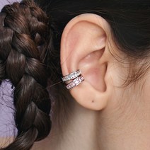 [헤이] [Hei][이주빈 착용] baguette ear cuff