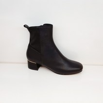 소다 여성 앵클 부츠 여자 정장 앵클부츠 캐주얼 세미 스판 와일드 웨스턴 삭스 통굽 4CM 검은색 라텍스 쿠션 천연가죽 광폭 데일리 슈즈