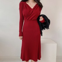 타니즈 모린 탈부착 진주 포인트 골지 셔링 여성 니트 미디 원피스