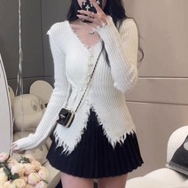 여자 데일리 브이넥 슬림핏 페미닌 언발란스 수술 골지 진주 니트 가디건