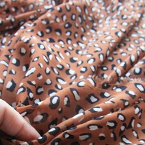 대폭 쉬폰원단 브라운 호피무늬