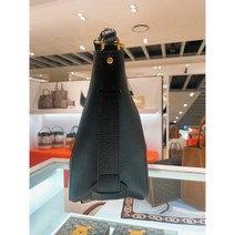 헤지스핸드백 (HIBA3E271) 블랙 H로고 소가죽 토트백