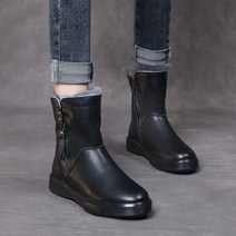 따뜻하고 벨벳 코튼 부츠 여성의 2022 년 겨울 새로운 울 부츠 가죽 평평한 바닥 미끄럼 방지 스노우 부츠 여성용 코튼 신발