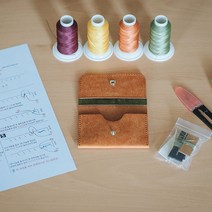 일로레더 심플 가죽 카드지갑만들기 가죽공예키트 DIY 학교수업재료 공예반제품 바느질공예 (이니셜각인포함), 검정, 오르텐시아