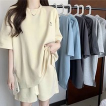 JUSTFEELING 80kg까지! 여름 반팔 티셔츠 + 여자 숏팬츠 투피스 세트 4color